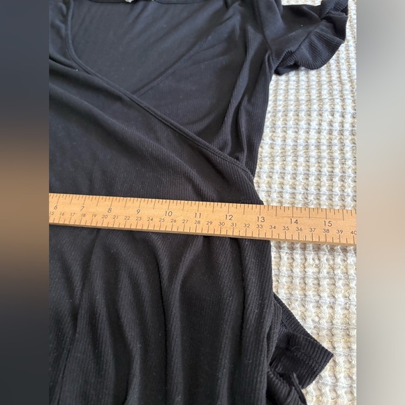 See you Monday Anthropologie jumpsuit wide leg ribbed black short sleeve size M - Picture 8 of 13